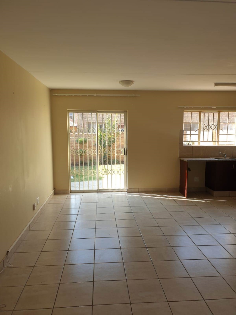 To Let 3 Bedroom Property for Rent in Annlin Gauteng