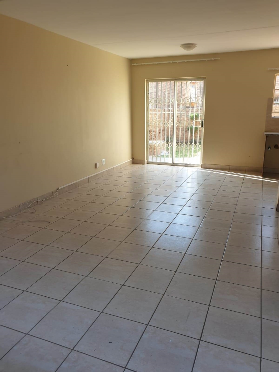 To Let 3 Bedroom Property for Rent in Annlin Gauteng