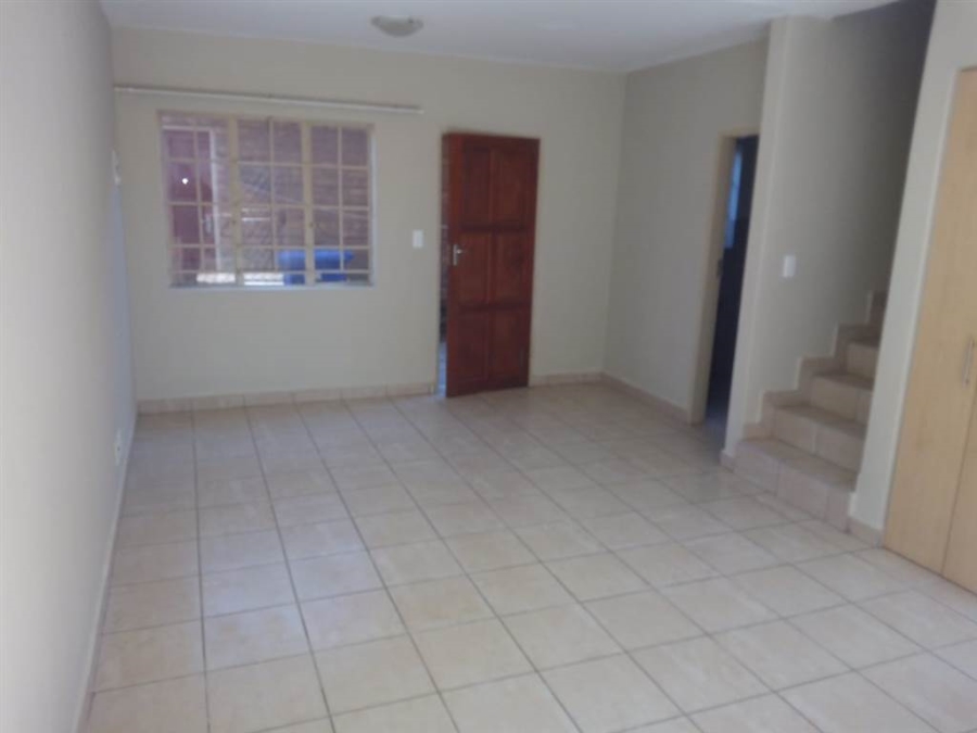 To Let 3 Bedroom Property for Rent in Annlin-wes Gauteng