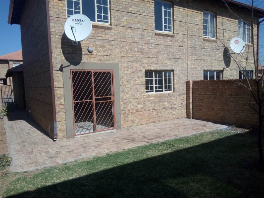 To Let 3 Bedroom Property for Rent in Annlin-wes Gauteng