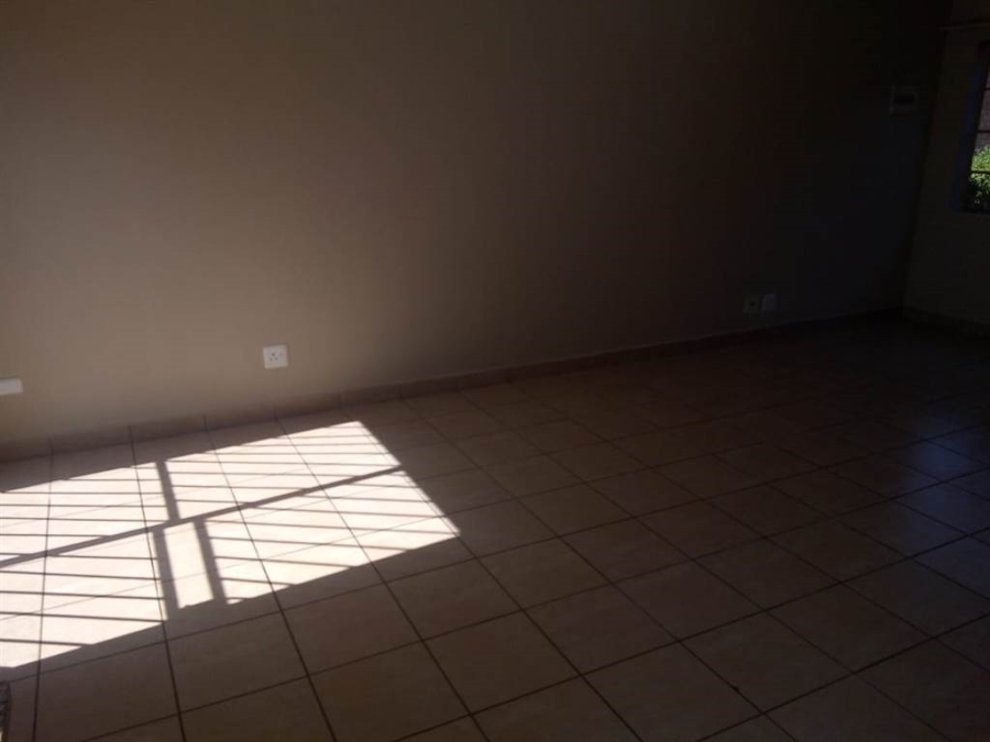 To Let 3 Bedroom Property for Rent in Annlin-wes Gauteng