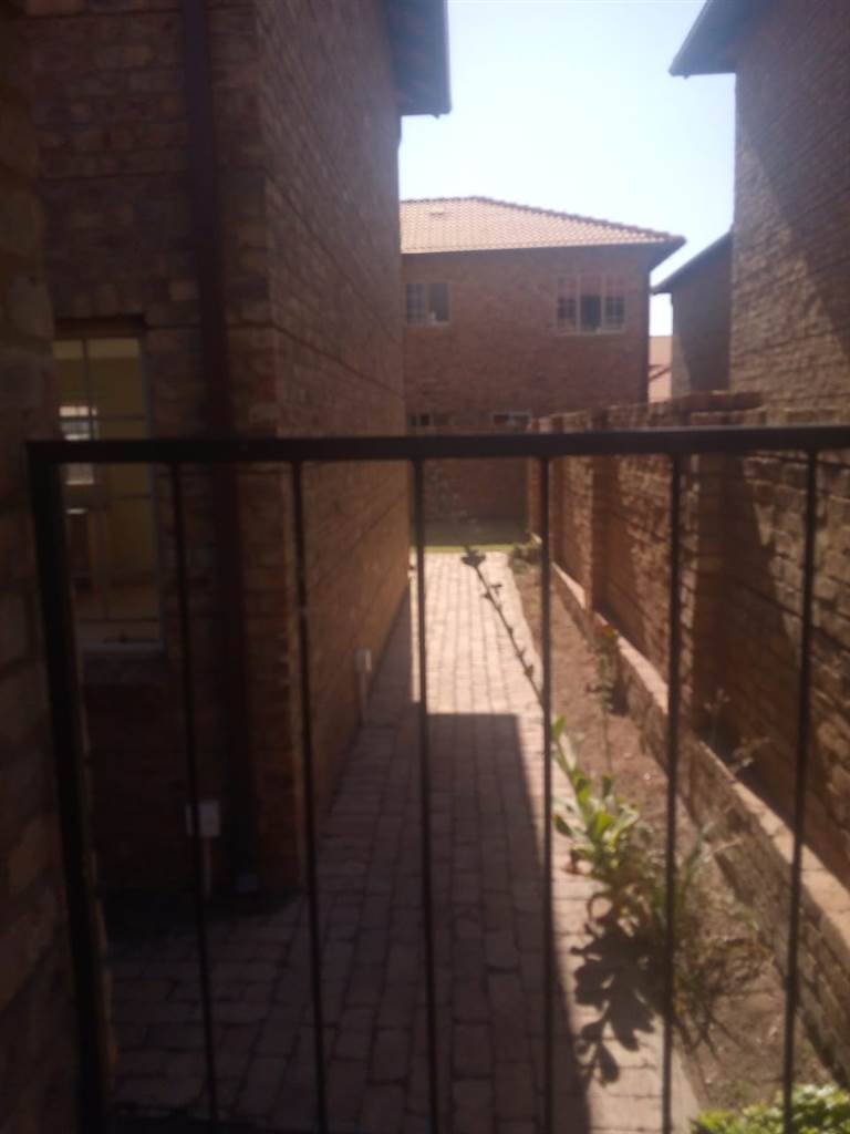 To Let 3 Bedroom Property for Rent in Annlin-wes Gauteng