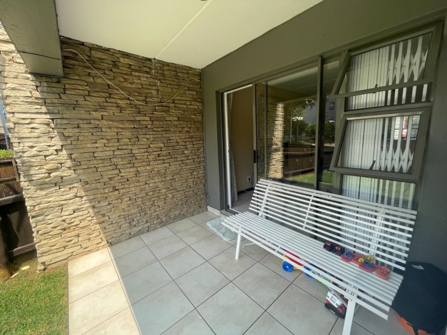 2 Bedroom Property for Sale in Waterstone Park Gauteng