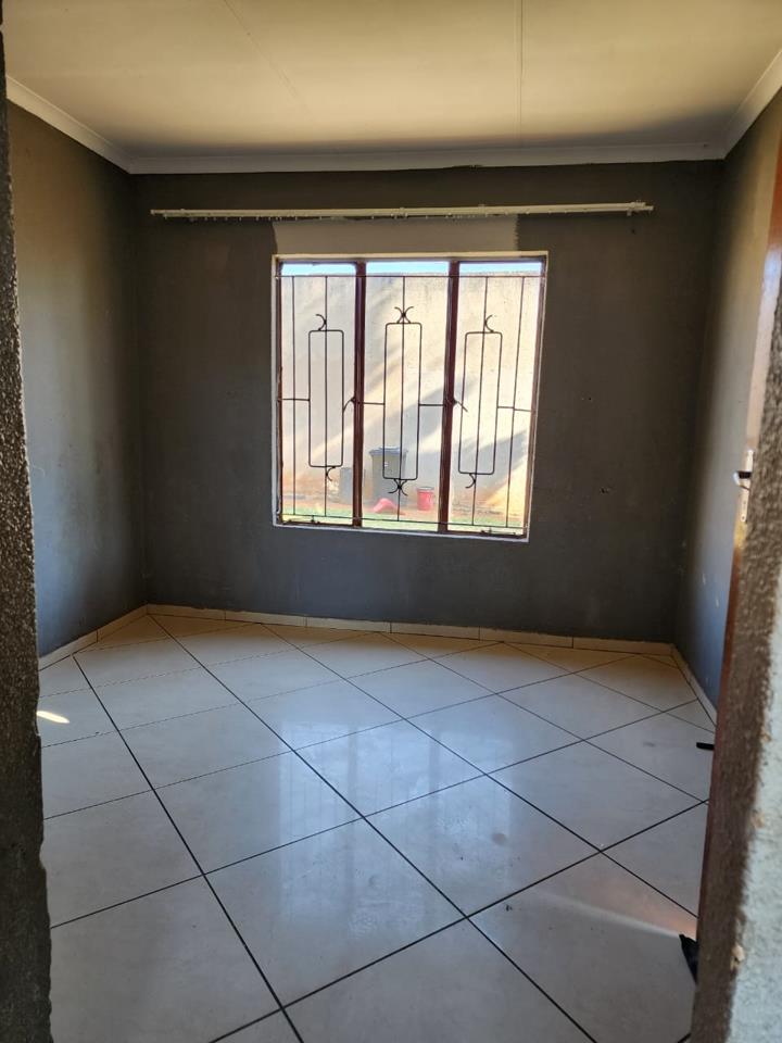 0 Bedroom Property for Sale in Kaalfontein Gauteng