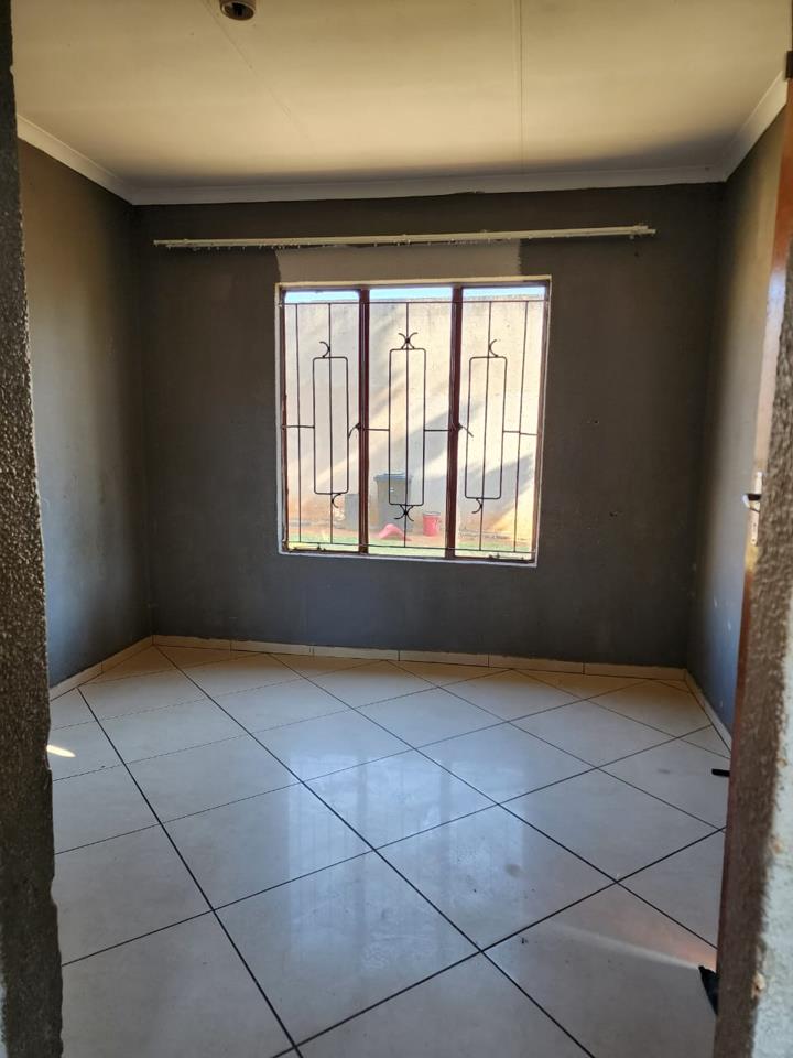 0 Bedroom Property for Sale in Kaalfontein Gauteng