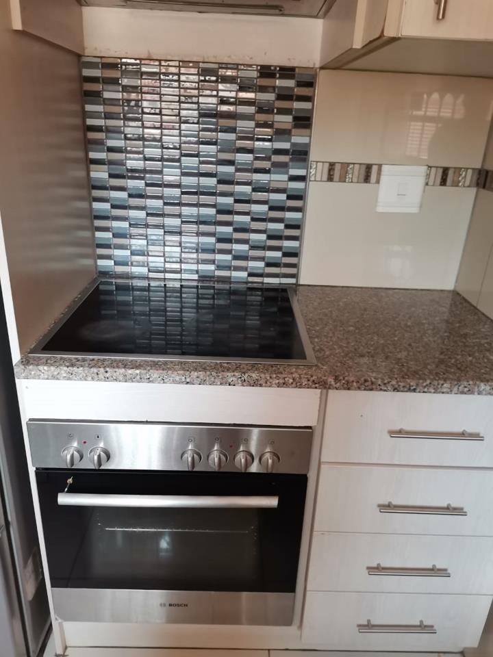 3 Bedroom Property for Sale in Clayville Gauteng