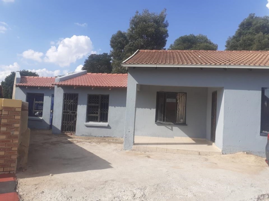 3 Bedroom Property for Sale in Tembisa Central Gauteng