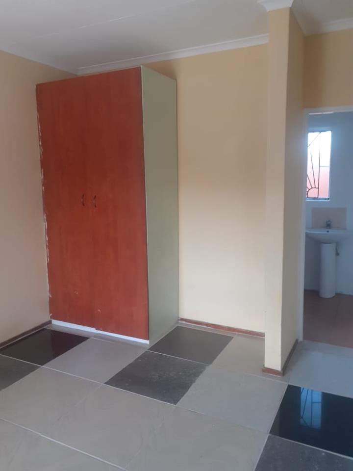 3 Bedroom Property for Sale in Tembisa Central Gauteng