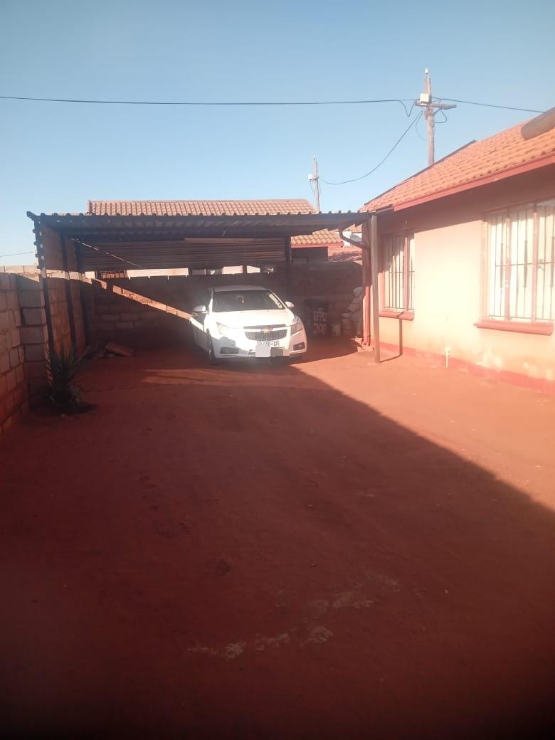 2 Bedroom Property for Sale in Protea Glen Gauteng