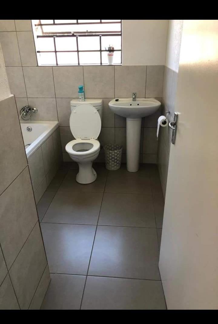 2 Bedroom Property for Sale in Heatherview Gauteng