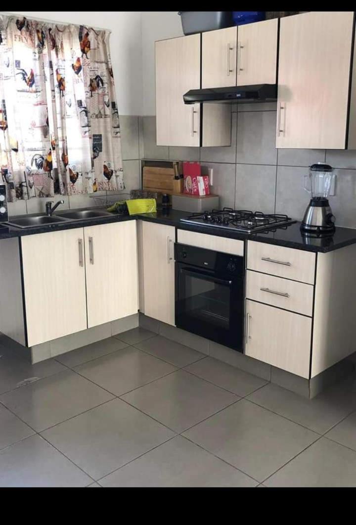 2 Bedroom Property for Sale in Heatherview Gauteng