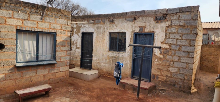 2 Bedroom Property for Sale in Kaalfontein Gauteng