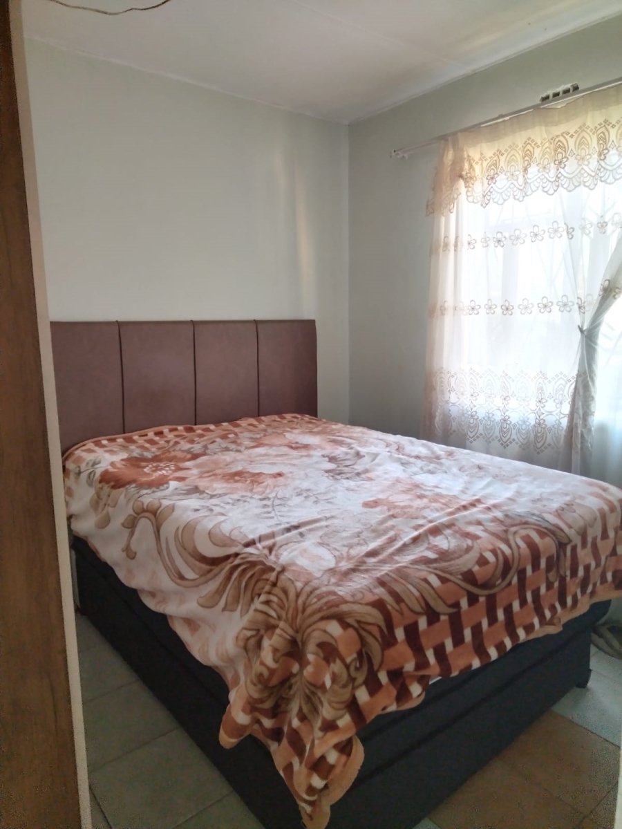 2 Bedroom Property for Sale in Bophelong Gauteng