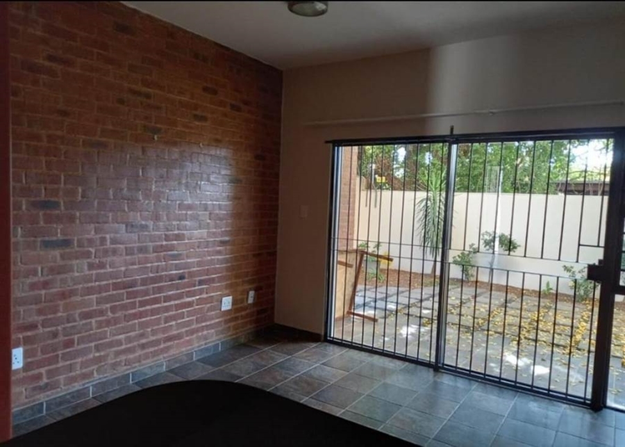 1 Bedroom Property for Sale in Hatfield Gauteng