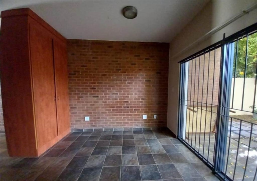 1 Bedroom Property for Sale in Hatfield Gauteng