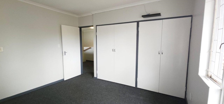 3 Bedroom Property for Sale in Hennopspark Gauteng