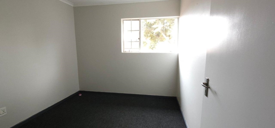 3 Bedroom Property for Sale in Hennopspark Gauteng