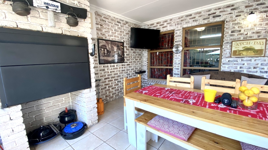 3 Bedroom Property for Sale in Elarduspark Ext 3 Gauteng