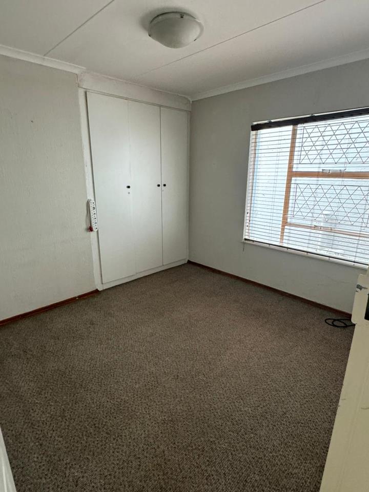 To Let 3 Bedroom Property for Rent in Raceview Gauteng