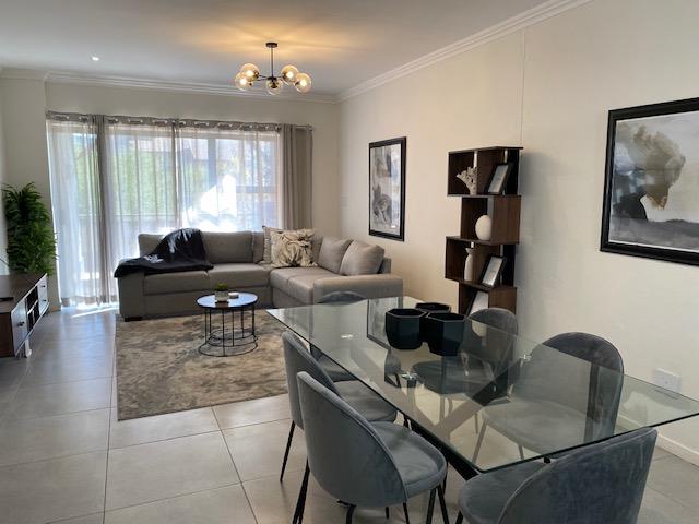 To Let 2 Bedroom Property for Rent in Morningside Manor Gauteng