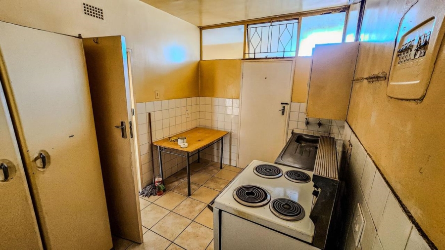 To Let 2 Bedroom Property for Rent in Berea Gauteng