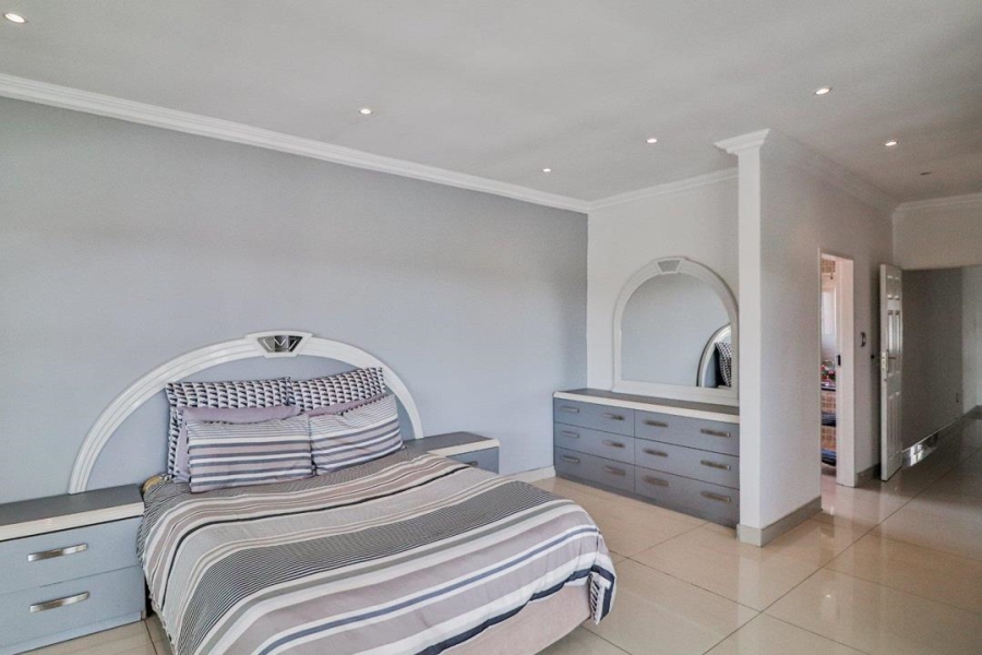 4 Bedroom Property for Sale in Eldorado Park Gauteng