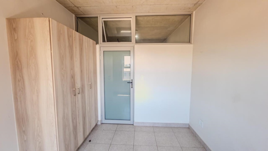 To Let 1 Bedroom Property for Rent in Kempton Park Central Gauteng