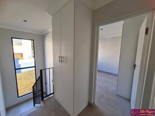 3 Bedroom Property for Sale in Olympus AH Gauteng