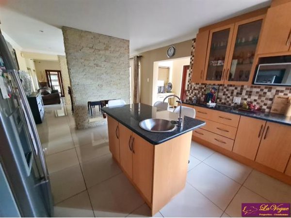 4 Bedroom Property for Sale in Olympus AH Gauteng