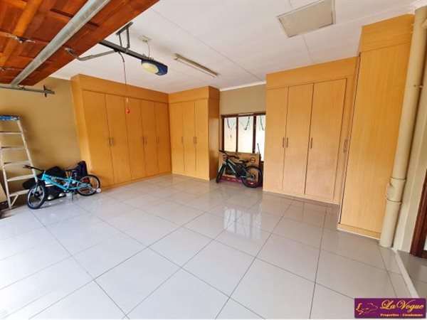 4 Bedroom Property for Sale in Olympus AH Gauteng