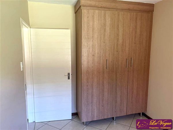 2 Bedroom Property for Sale in Monavoni Gauteng