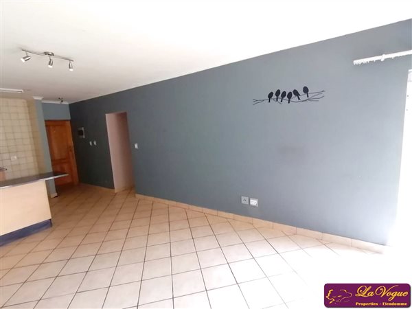 2 Bedroom Property for Sale in Leeuwenhof Estate Gauteng