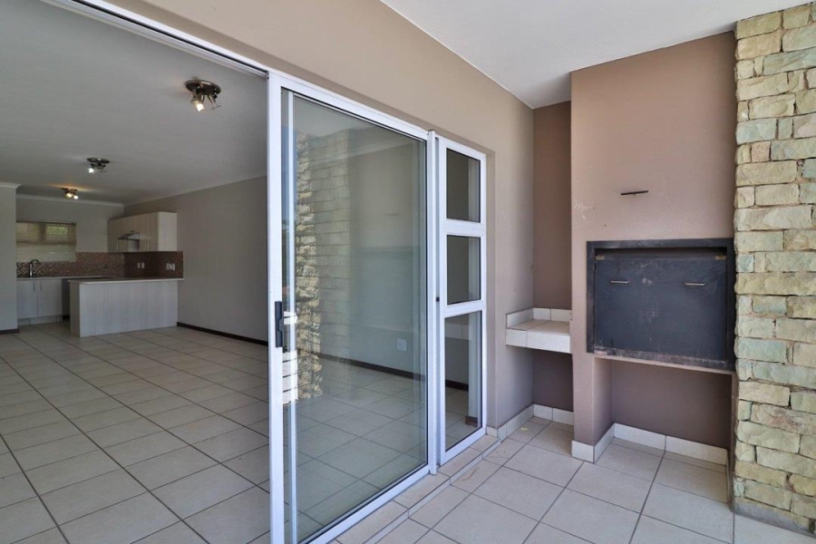 2 Bedroom Property for Sale in Edenburg Gauteng