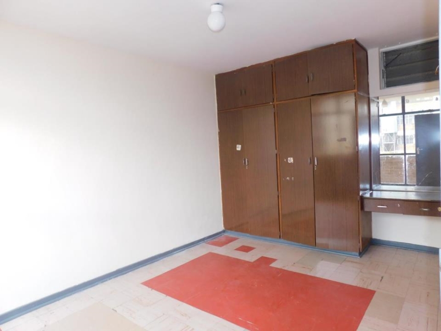 To Let 1 Bedroom Property for Rent in Hillbrow Gauteng