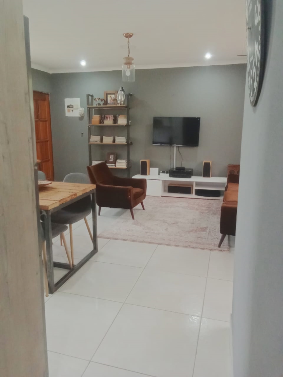 3 Bedroom Property for Sale in Country View Gauteng