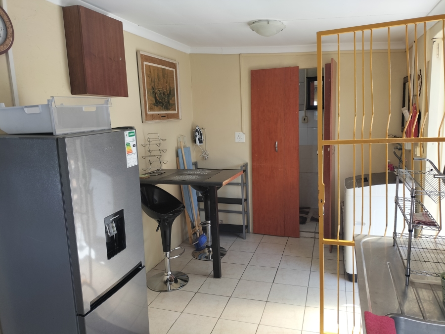 To Let 1 Bedroom Property for Rent in Valhalla Gauteng