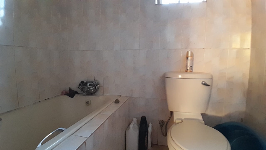 3 Bedroom Property for Sale in Tshepiso Gauteng