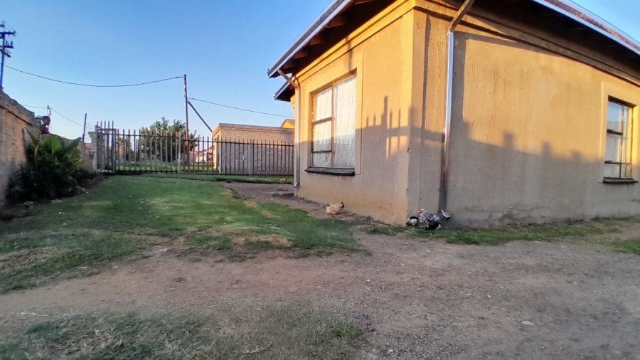 3 Bedroom Property for Sale in Tshepiso Gauteng