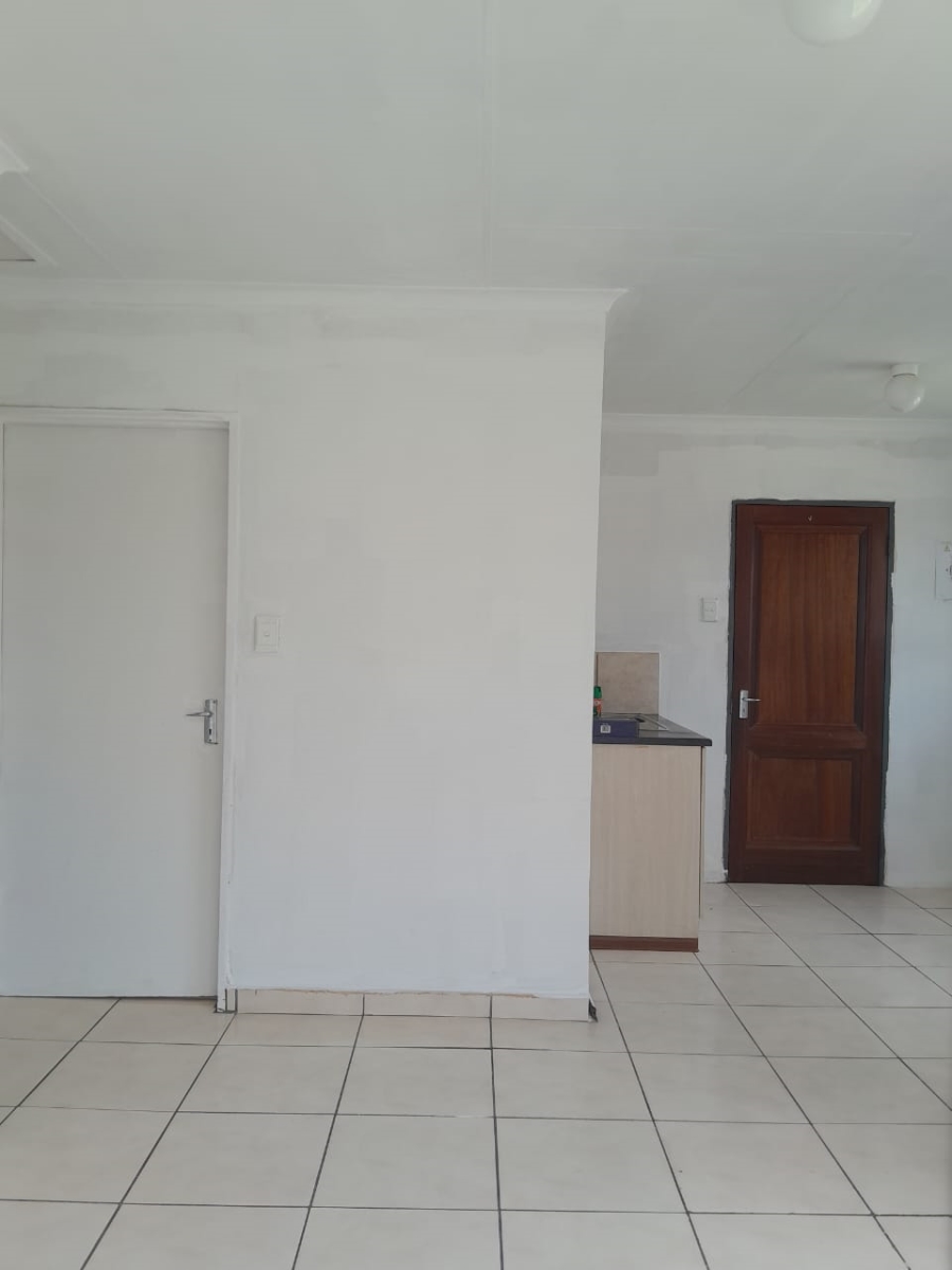 2 Bedroom Property for Sale in Fleurhof Gauteng