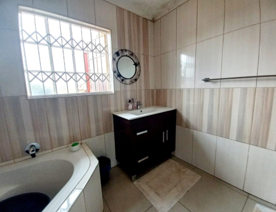 3 Bedroom Property for Sale in Groblerpark Gauteng