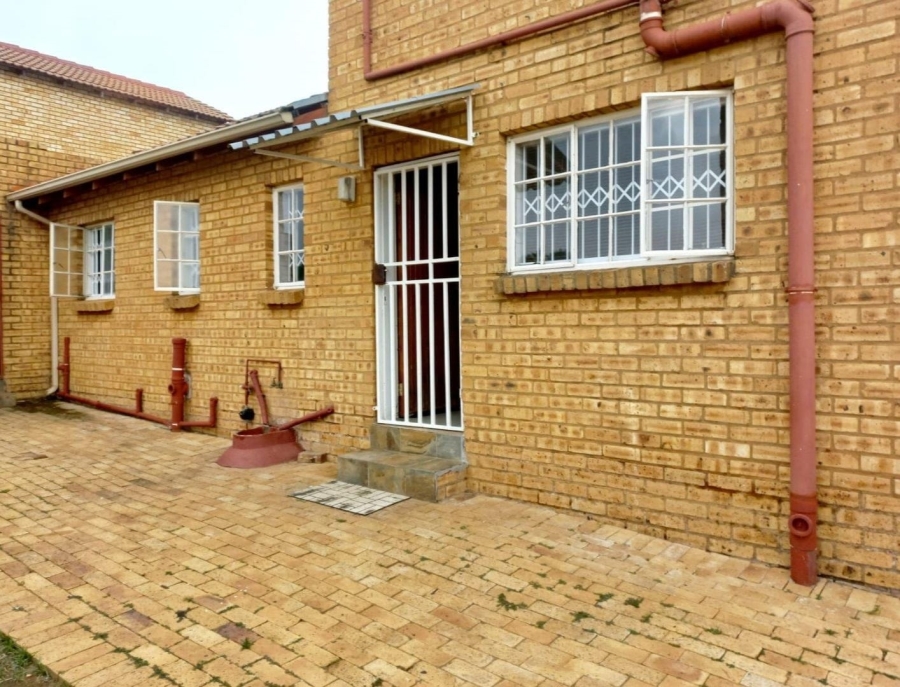 3 Bedroom Property for Sale in Groblerpark Gauteng