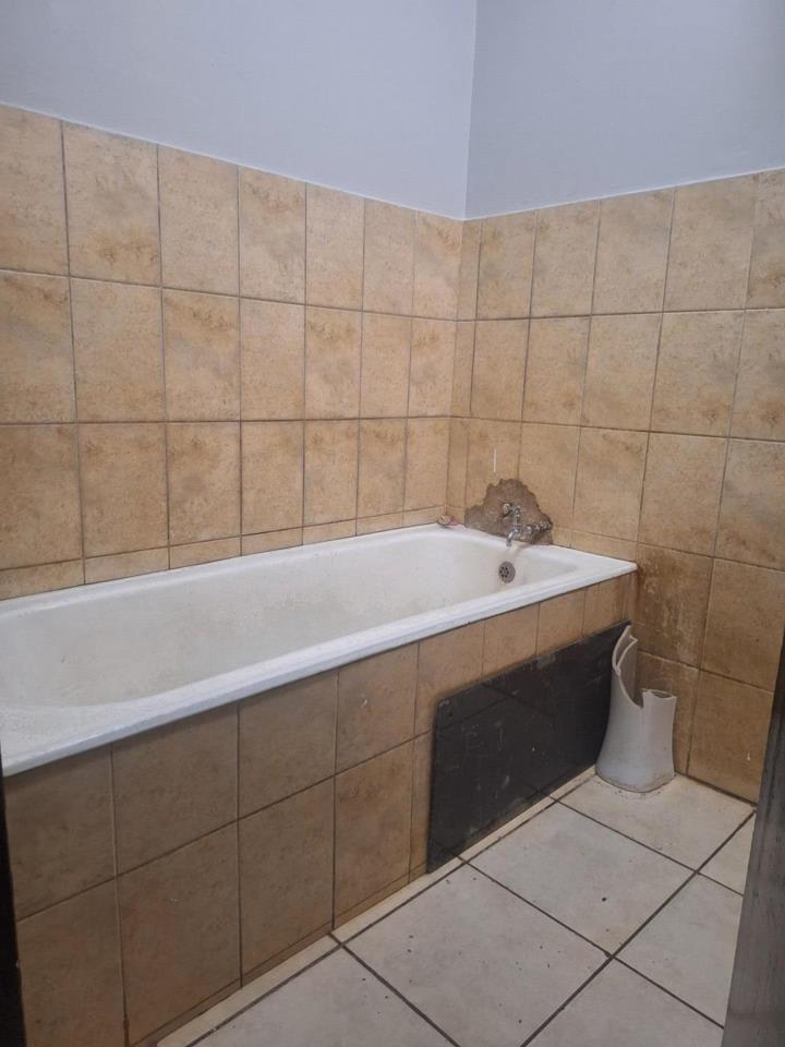 To Let 0 Bedroom Property for Rent in Berea Gauteng