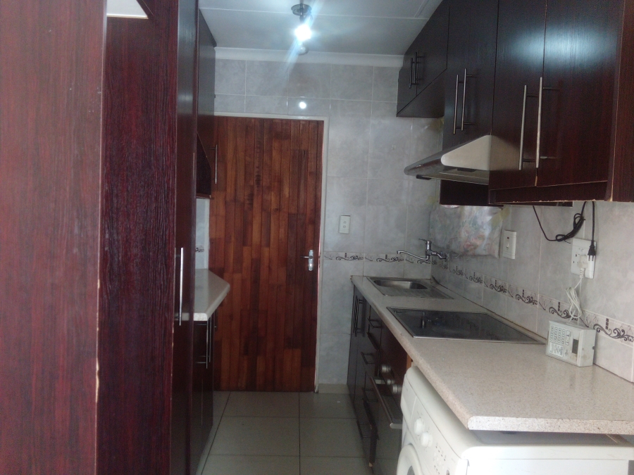 2 Bedroom Property for Sale in Fleurhof Gauteng