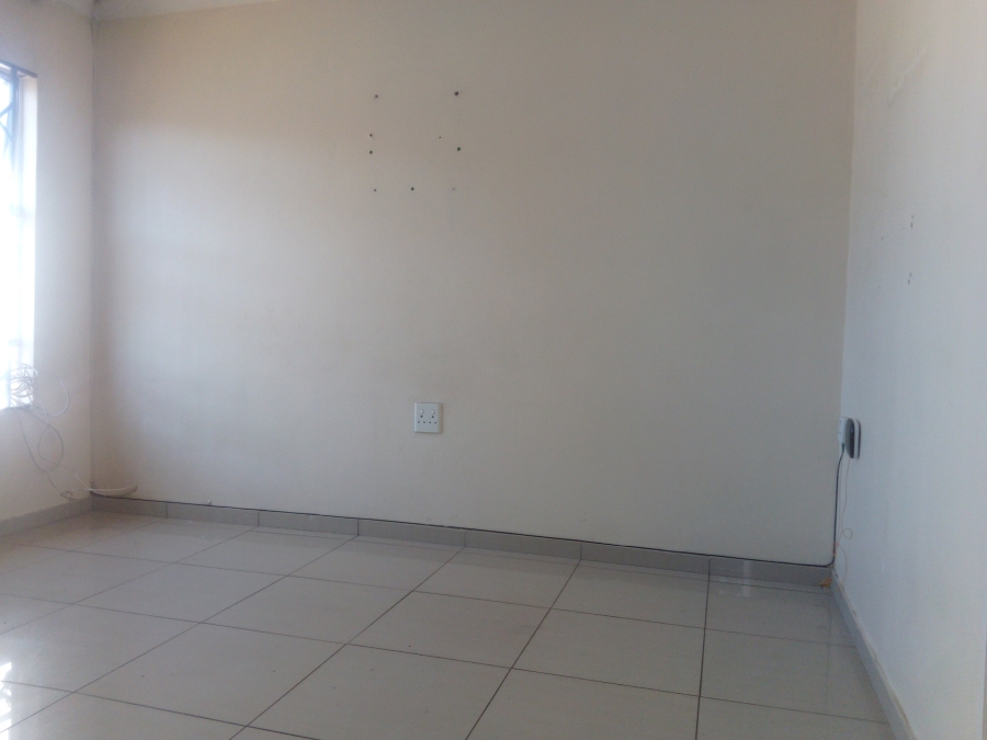 2 Bedroom Property for Sale in Fleurhof Gauteng