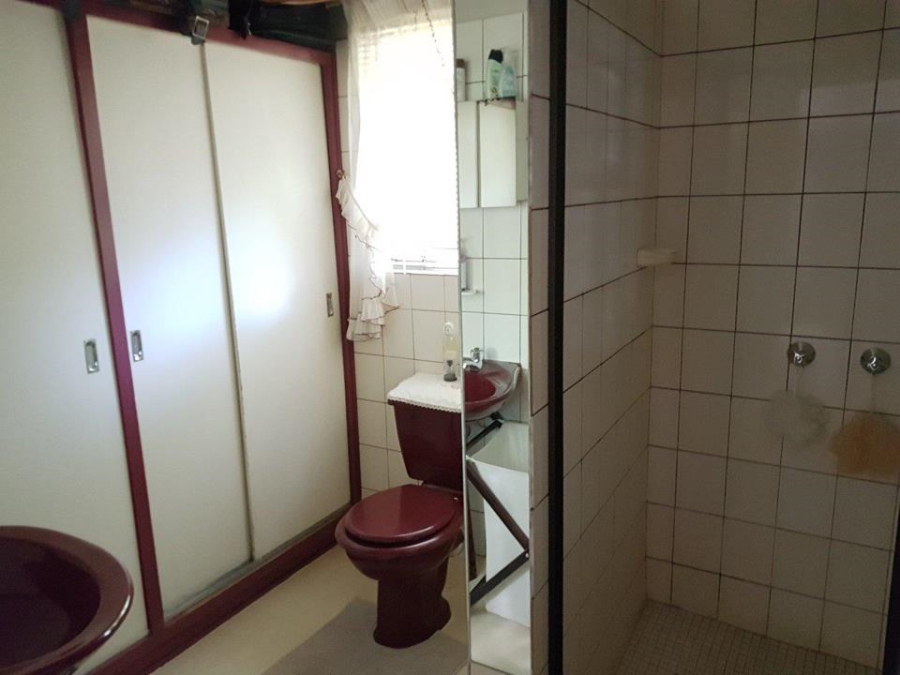 2 Bedroom Property for Sale in Mohlakeng Gauteng