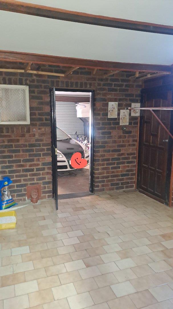 3 Bedroom Property for Sale in Greenhills Gauteng