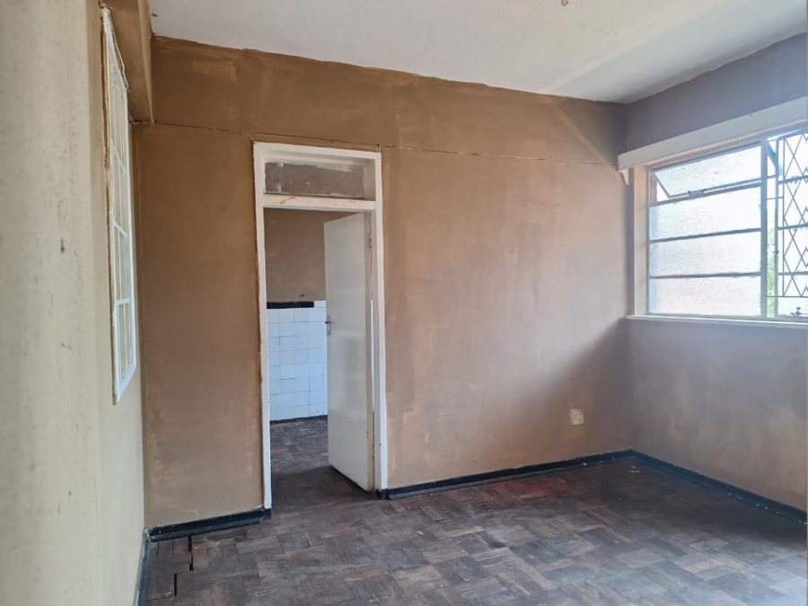 To Let 1 Bedroom Property for Rent in Yeoville Gauteng