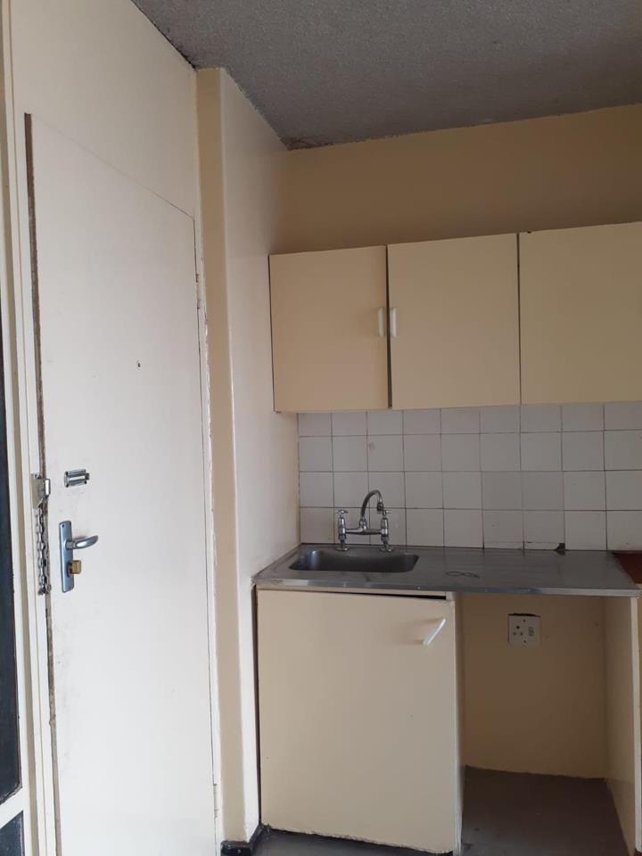 To Let 0 Bedroom Property for Rent in Hillbrow Gauteng