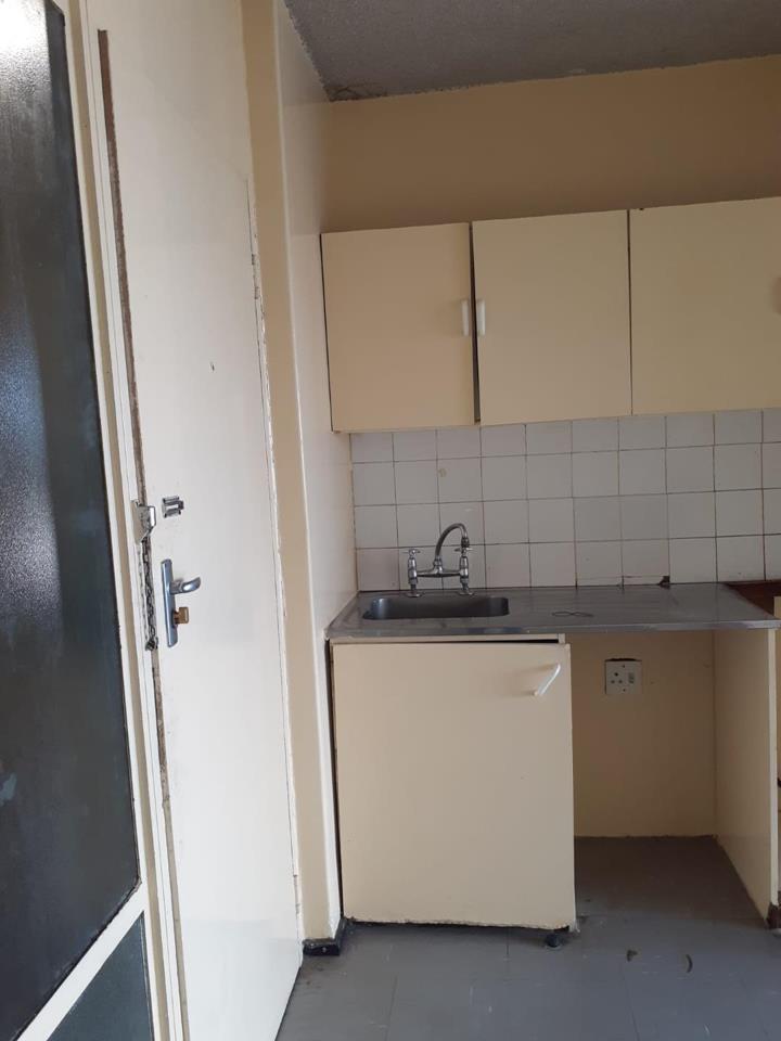 To Let 0 Bedroom Property for Rent in Hillbrow Gauteng