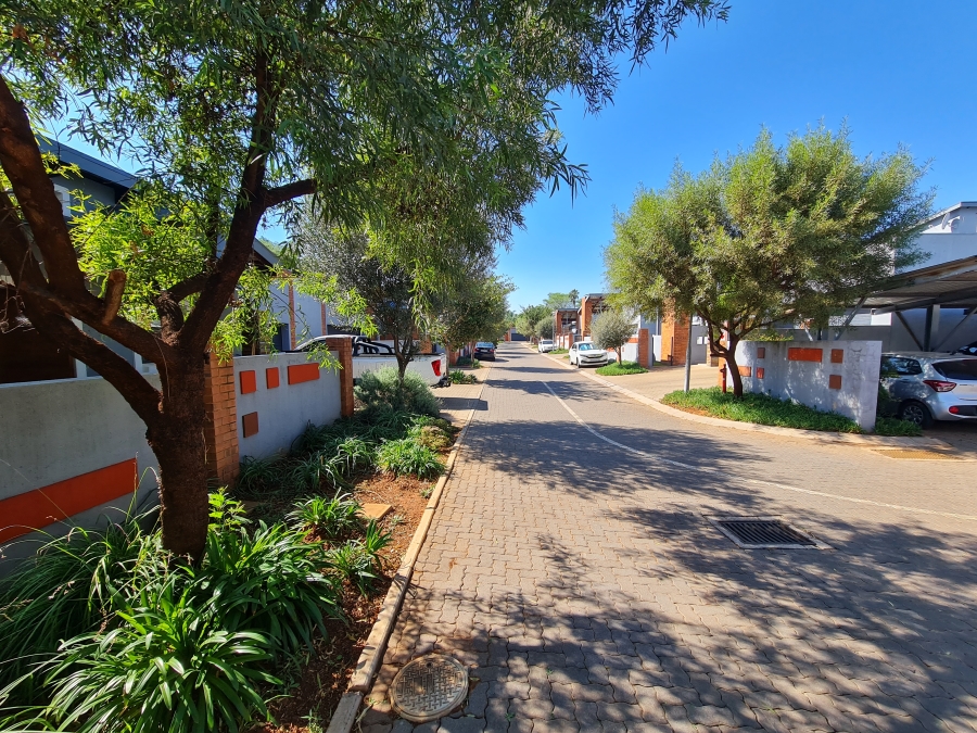 To Let 2 Bedroom Property for Rent in Montana Gauteng